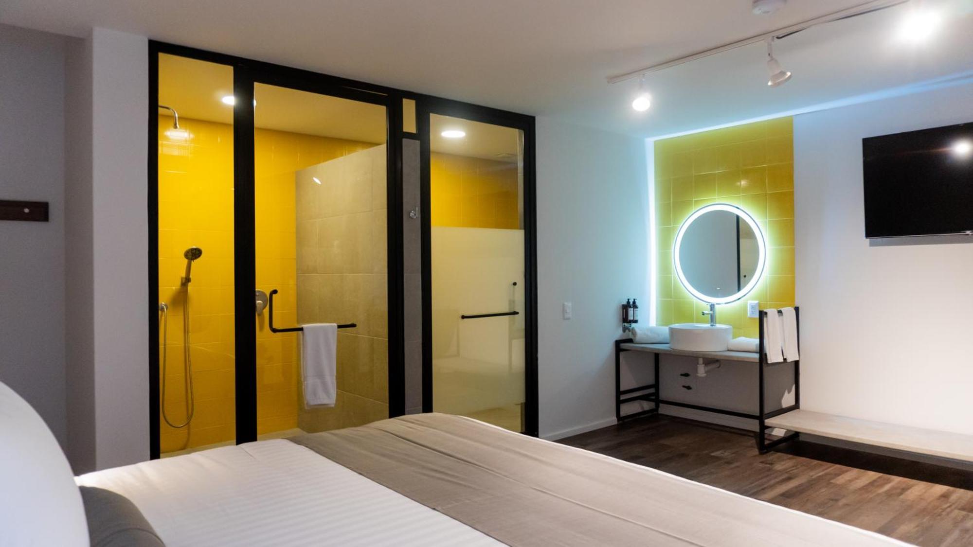 Alt Urbana Hotel Leon Exterior photo