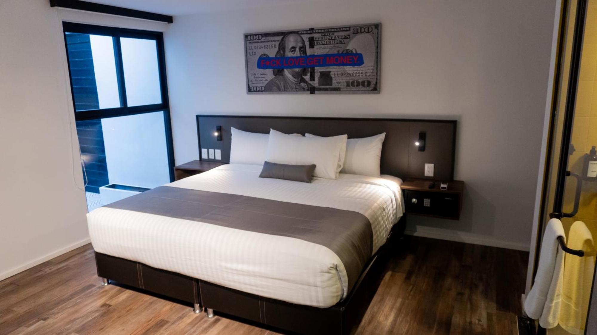 Alt Urbana Hotel Leon Room photo