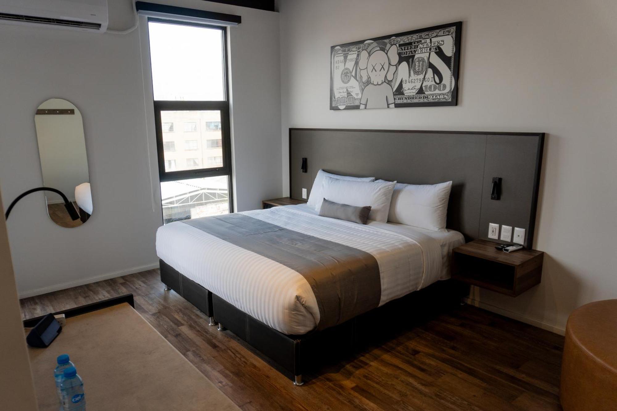Alt Urbana Hotel Leon Exterior photo